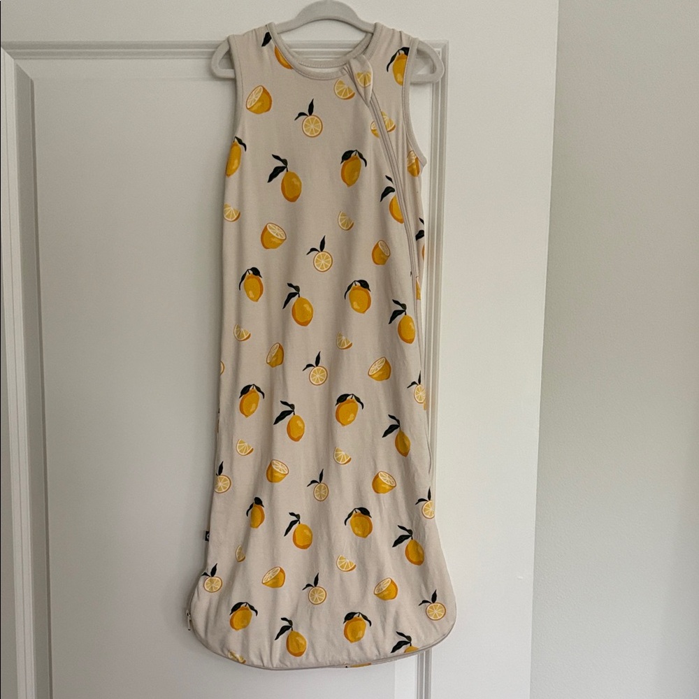Kyte BABY lemon print sleep sack